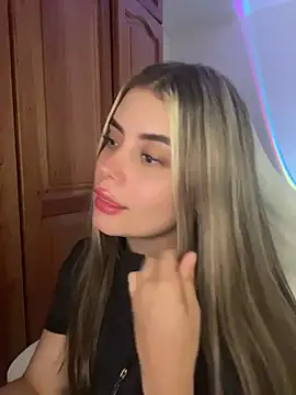 Snapshot of Miss_valeriaa chatting on 06.20.26 Miss valeriaa online show from 06.20.26