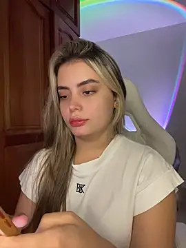 Snapshot of Miss_valeriaa chatting on 06.23.26 Miss valeriaa online show from 06.23.26