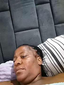 Snapshot of Galcraze chatting on 01.11.25 Galcraze online show from 01.11.25