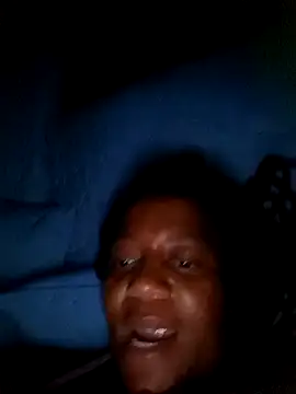 Snapshot of Galcraze chatting on 02.17.25 Galcraze online show from 02.17.25