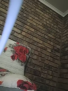 Snapshot of Galcraze chatting on 03.09.25 Galcraze online show from 03.09.25