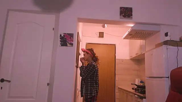 Snapshot of simyhvn chatting on 01.09.26 simyhvn online show from 01.09.26