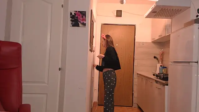 Snapshot of simyhvn chatting on 02.27.26 simyhvn online show from 02.27.26