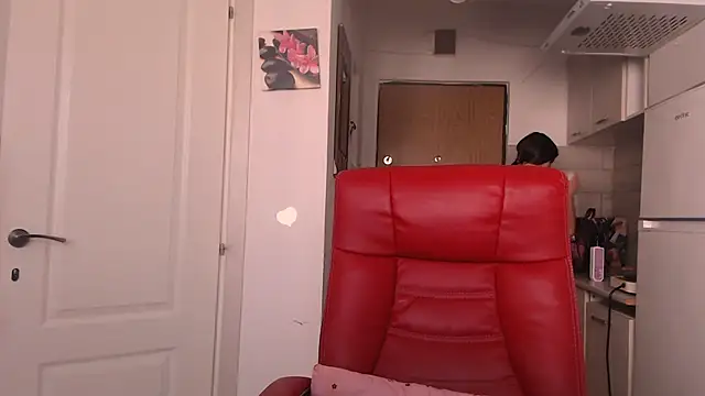 Snapshot of simyhvn chatting on 07.18.26 simyhvn online show from 07.18.26
