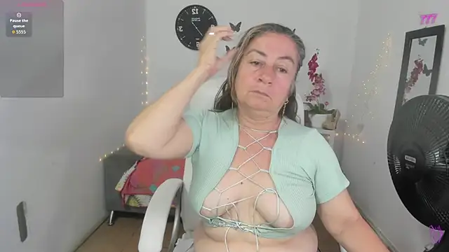 stepmother 105 online show from 05.30.26