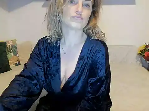 Jadore able online show from 02.20.25