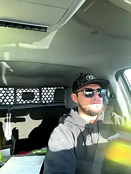 Snapshot of Ozzy420_ chatting on 12.02.25 Ozzy420 online show from 12.02.25