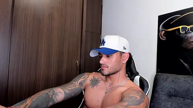 Alessandro Vanni online show from 03.12.25