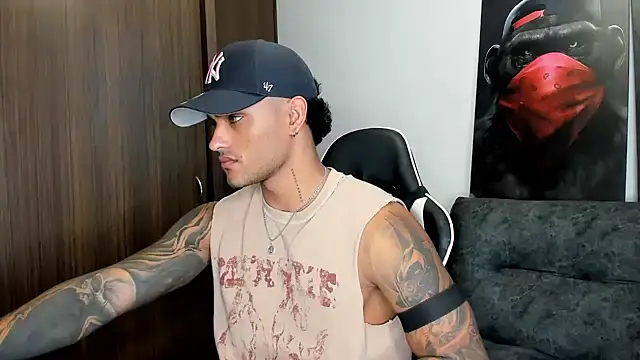 Alessandro Vanni online show from 03.22.25