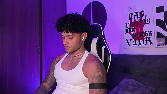 Alessandro Vanni online show from 04.23.26