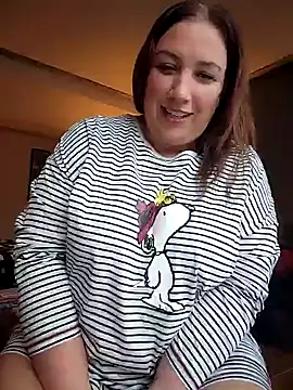 Snapshot of Canadian_BBW chatting on 12.11.24 Canadian BBW online show from 12.11.24