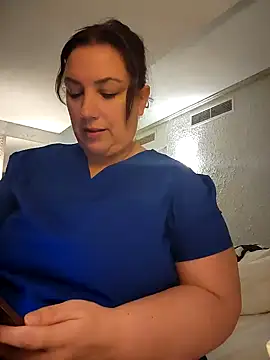 Snapshot of Canadian_BBW chatting on 01.09.25 Canadian BBW online show from 01.09.25