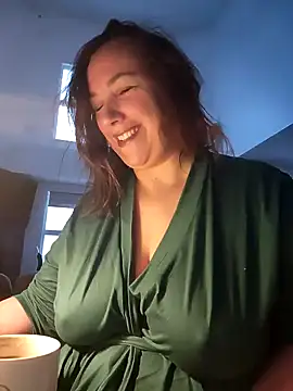 Snapshot of Canadian_BBW chatting on 02.11.25 Canadian BBW online show from 02.11.25