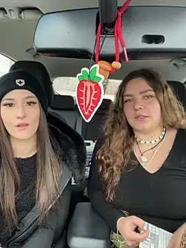 joanaelaa online show from 02.04.25