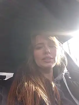 PrettieKate online show from 03.07.26