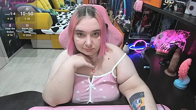 Softie Sofy online show from 11.06.25