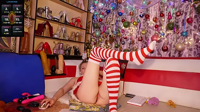 callme Anna online show from 12.18.24