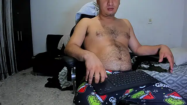 Snapshot of ares_sexxx chatting on 06.17.26 ares sexxx online show from 06.17.26