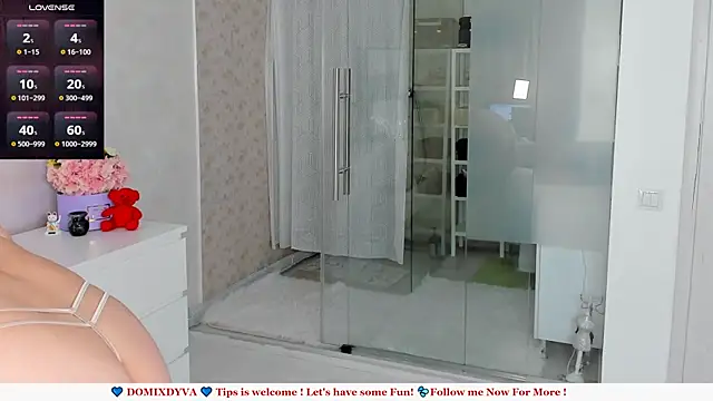 Snapshot of Domixdyva chatting on 02.27.25 Domixdyva online show from 02.27.25