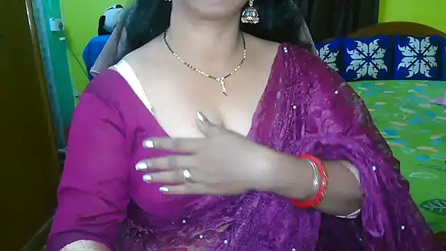 Snapshot of Anushka_21 chatting on 03.15.25 Anushka 21 online show from 03.15.25