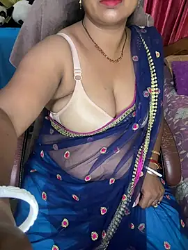 Snapshot of Anushka_21 chatting on 07.26.26 Anushka 21 online show from 07.26.26