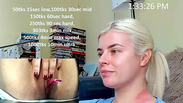 Snapshot of queenofthenighttt chatting on 01.13.26 queenofthenighttt online show from 01.13.26