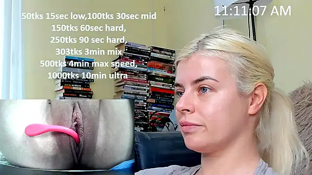 Snapshot of queenofthenighttt chatting on 01.14.26 queenofthenighttt online show from 01.14.26