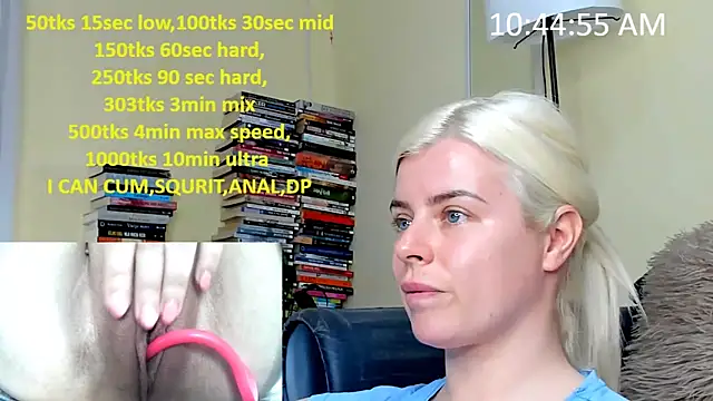 Snapshot of queenofthenighttt chatting on 03.22.26 queenofthenighttt online show from 03.22.26