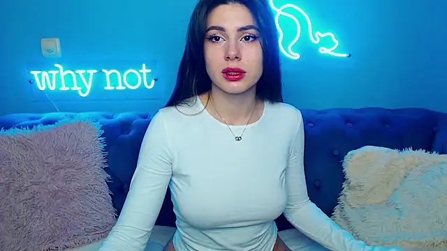 ViollinaLove online show from 03.22.25