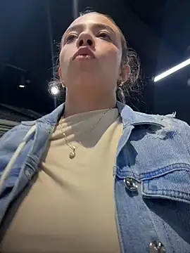 Hall 16 online show from 11.18.25