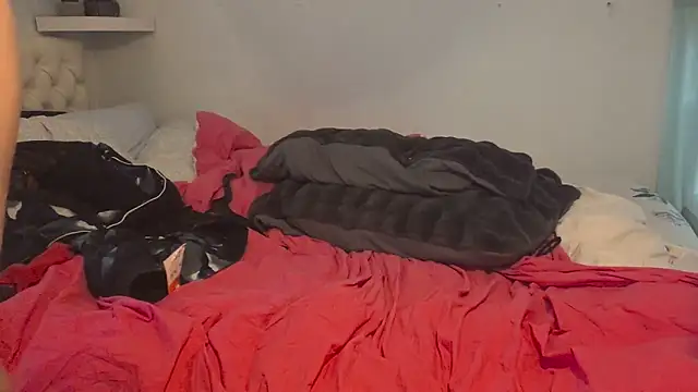 MaddisonX online show from 02.09.26