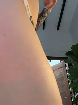 curchez  online show from 02.23.26