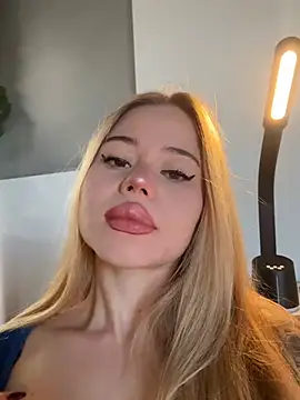 curchez  online show from 02.27.26