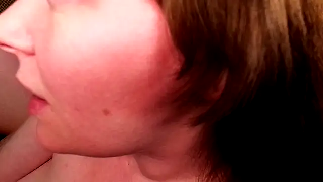 Snapshot of GamerGirlRoxyAndLee chatting on 01.11.25 GamerGirlRoxyAndLee online show from 01.11.25