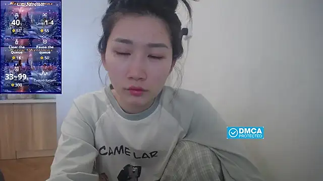 Snapshot of Asiagirll chatting on 11.22.25 Asiagirll online show from 11.22.25