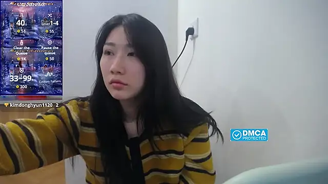 Snapshot of Asiagirll chatting on 11.27.25 Asiagirll online show from 11.27.25