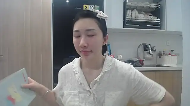 Snapshot of Asiagirll chatting on 07.16.26 Asiagirll online show from 07.16.26