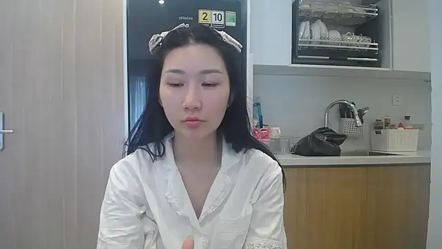 Snapshot of Asiagirll chatting on 07.17.26 Asiagirll online show from 07.17.26