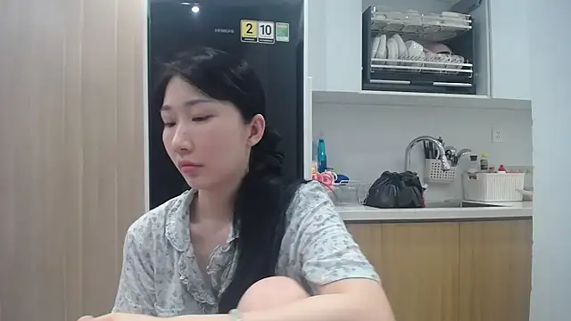 Snapshot of Asiagirll chatting on 07.19.26 Asiagirll online show from 07.19.26