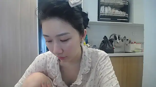 Snapshot of Asiagirll chatting on 07.22.26 Asiagirll online show from 07.22.26