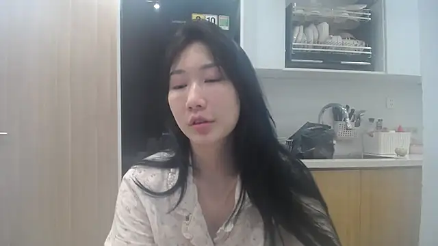 Snapshot of Asiagirll chatting on 07.27.26 Asiagirll online show from 07.27.26