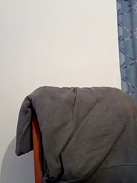 Snapshot of Rolandxxxr chatting on 01.01.25 Rolandxxxr online show from 01.01.25