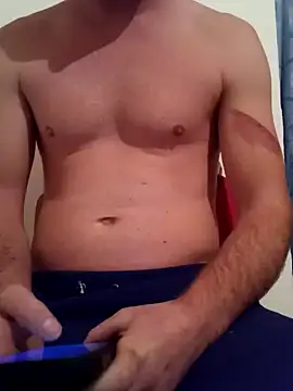 Snapshot of Rolandxxxr chatting on 01.04.25 Rolandxxxr online show from 01.04.25