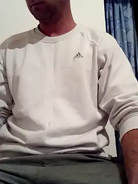 Snapshot of Rolandxxxr chatting on 01.15.25 Rolandxxxr online show from 01.15.25