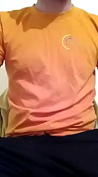 Snapshot of Rolandxxxr chatting on 02.11.25 Rolandxxxr online show from 02.11.25