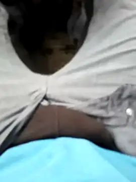 Snapshot of Rolandxxxr chatting on 10.26.25 Rolandxxxr online show from 10.26.25