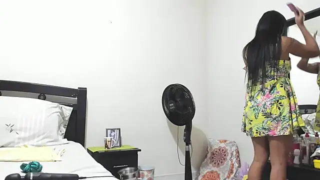 Snapshot of mara2020_69 chatting on 02.25.25 mara2020 69 online show from 02.25.25