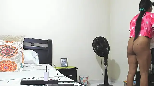 Snapshot of mara2020_69 chatting on 03.04.25 mara2020 69 online show from 03.04.25