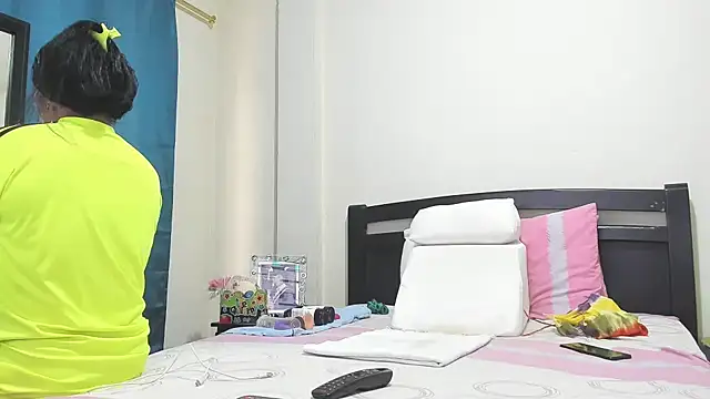 Snapshot of mara2020_69 chatting on 09.26.25 mara2020 69 online show from 09.26.25