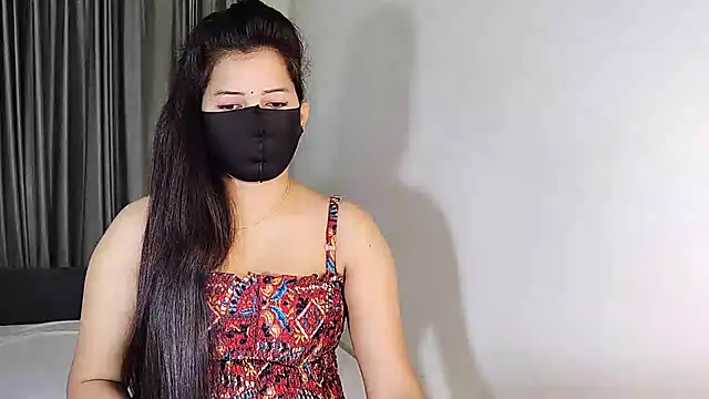 YourLovelyQueen online show from 12.27.24